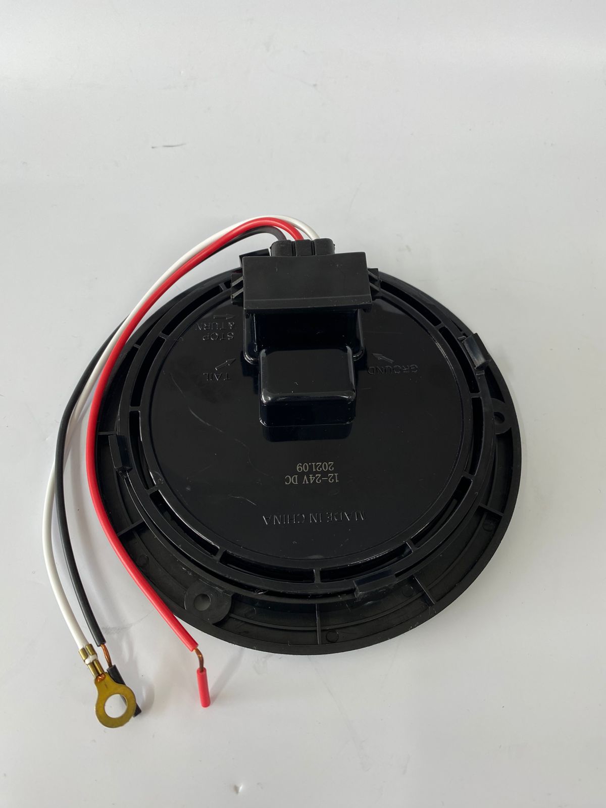 Lámpara Redonda 4" Roja (Base para Remachar) - 12 LEDs Alto Brillo