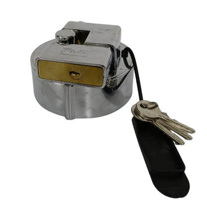 Candado de Seguridad Anti-Robo para Tanque Diesel (Tipo Concha) Cromado con Llave - Universal (14849)