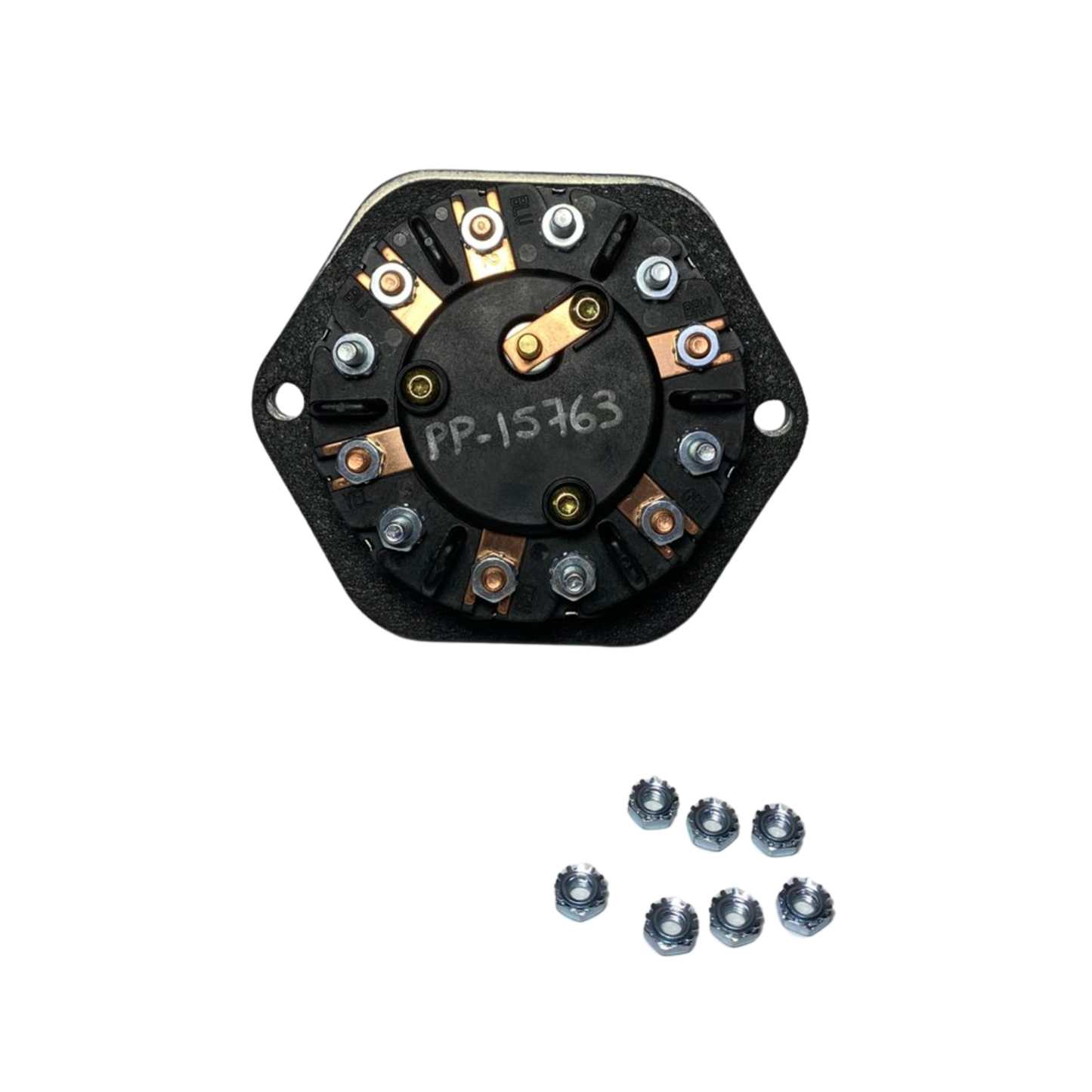 Receptáculo Hembra 7 Vías con Térmicos de 30 Amperes PP-15763