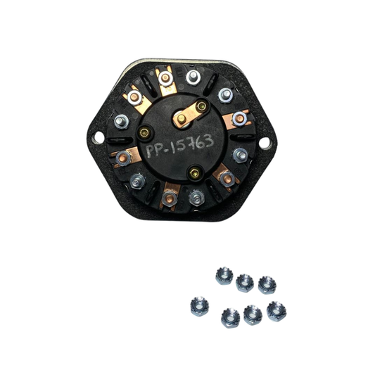 Receptáculo Hembra 7 Vías con Térmicos de 30 Amperes PP-15763